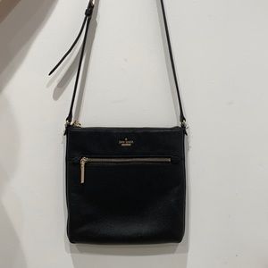 Leather late spade crossbody purse, very nice leather, perfect every day bag